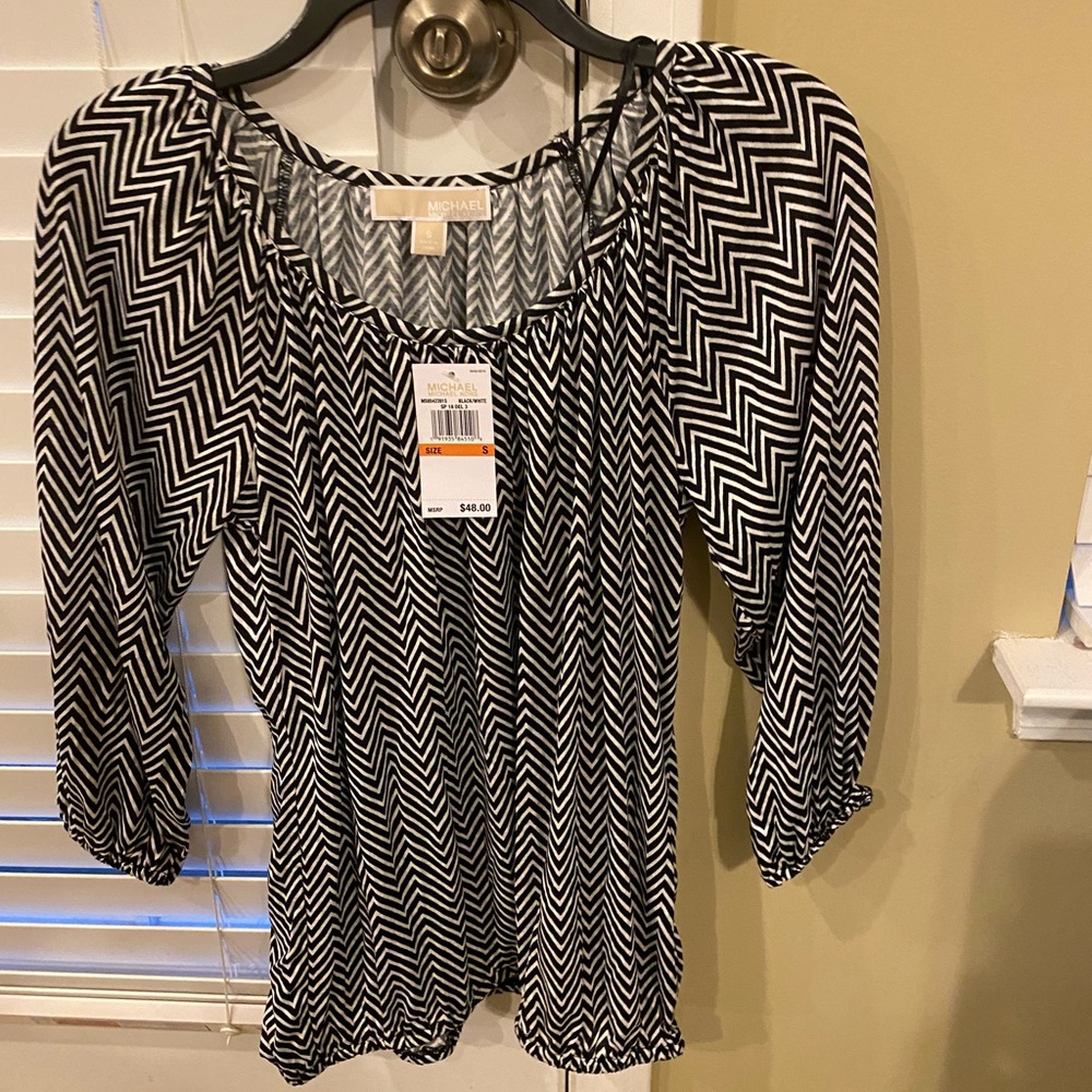 Michael Kors Chevron Printed Peasant Top